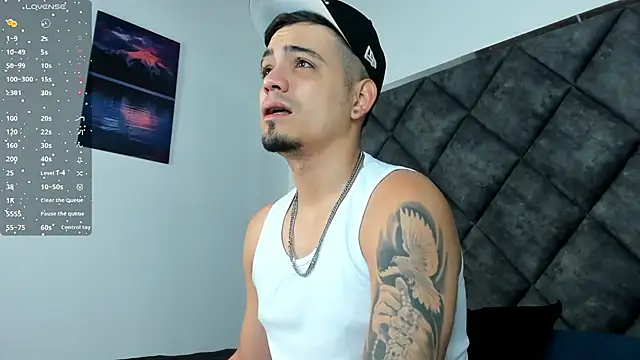 OwenStonne  online show from 14, 11, 2025