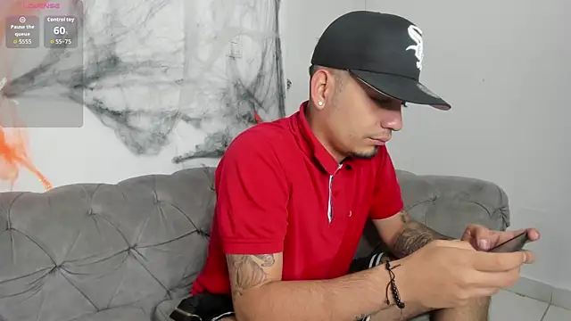 OwenStonne  online show from 18, 10, 2025