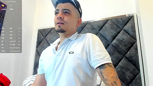 OwenStonne  online show from 18, 11, 2025