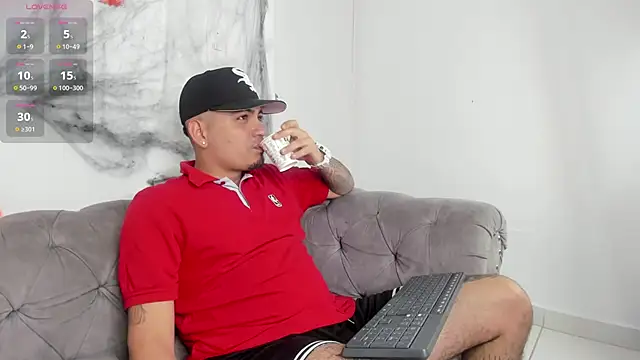 OwenStonne  online show from 28, 10, 2025