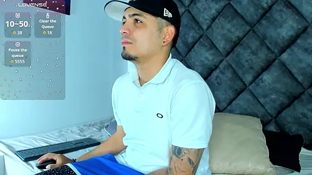 OwenStonne  online show from 22, 11, 2025