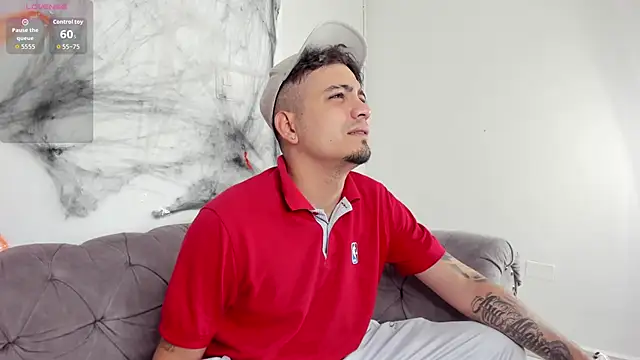 OwenStonne  online show from 17, 10, 2025