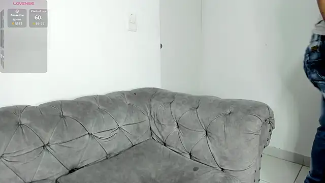 OwenStonne  online show from 19, 9, 2025