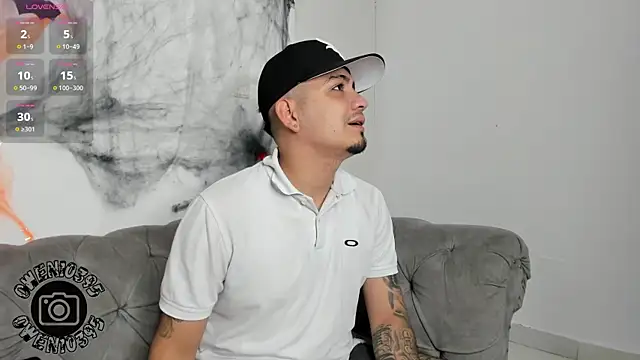 OwenStonne  online show from 22, 10, 2025