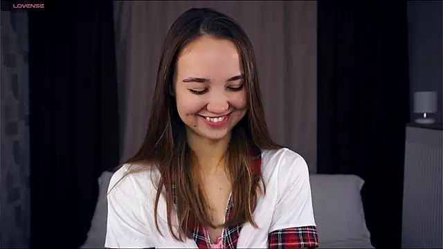 KayleenCurtis online show from 1, 10, 2025