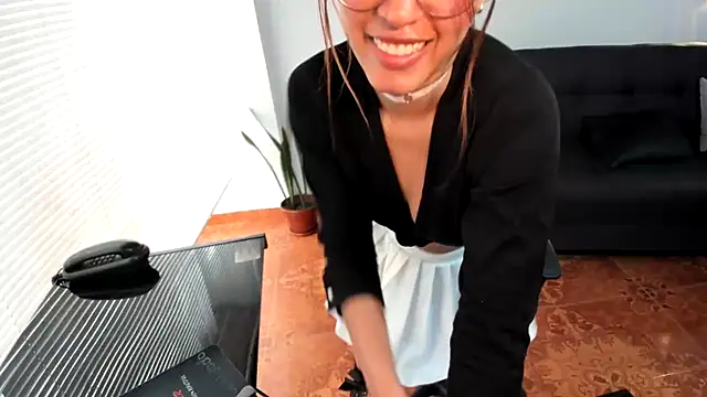 amy lennox online show from 17, 10, 2025