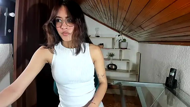 amy lennox online show from 22, 9, 2025