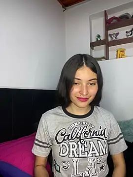 Snapshot of hotwife26 chatting on 12, 5, 2026 hotwife26 online show from 12, 5, 2026