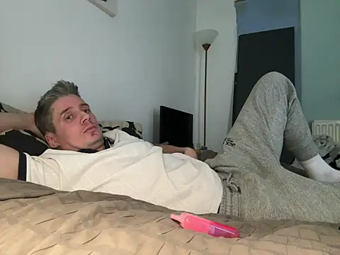 shyandchilling online show from 24, 3, 2026