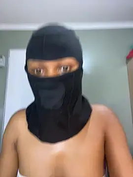 Sexy blackwoman online show from 23, 3, 2026