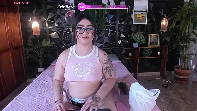 April  foxx online show from 26, 10, 2025
