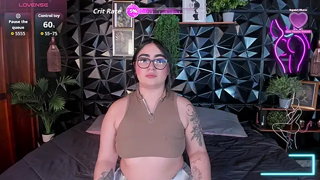 April  foxx online show from 18, 11, 2025