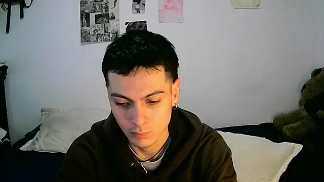 Snapshot of Dioniso_guy8 chatting on 15, 9, 2025 Dioniso guy8 online show from 15, 9, 2025