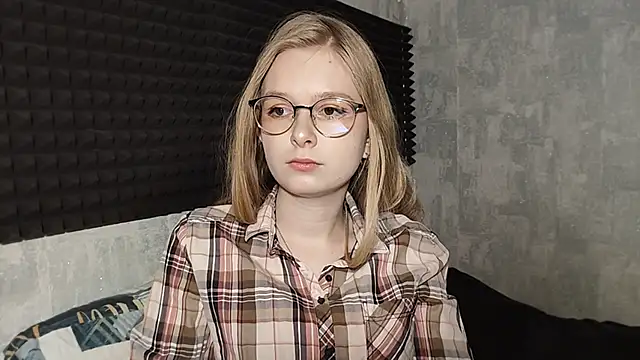 LiaVibes online show from 25, 2, 2026