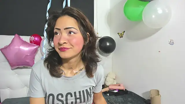 evelynesex online show from 19, 3, 2026