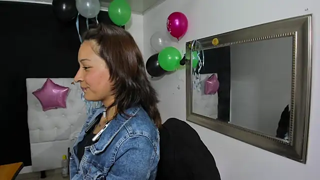 evelynesex online show from 17, 3, 2026