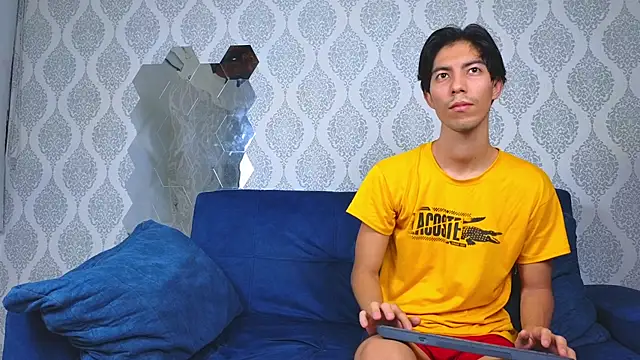 Snapshot of Couplex_xxx chatting on 5, 10, 2025 Couplex xxx online show from 5, 10, 2025