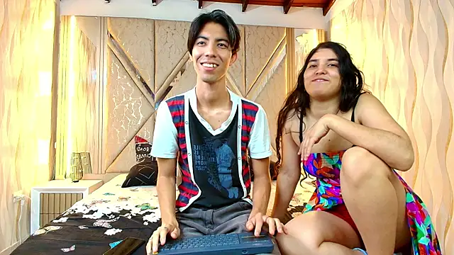 Snapshot of Couplex_xxx chatting on 12, 9, 2025 Couplex xxx online show from 12, 9, 2025