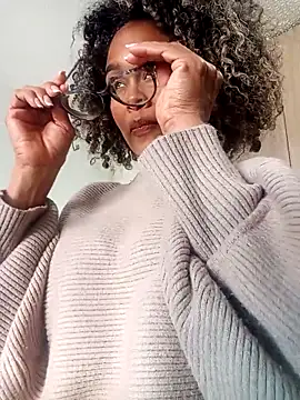 BiiancaEstradaa online show from 8, 2, 2026