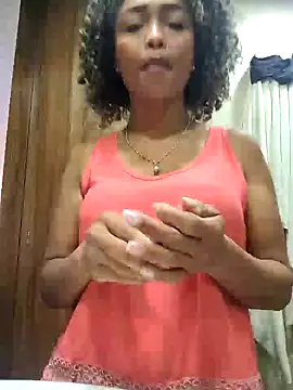 BiiancaEstradaa online show from 18, 10, 2025