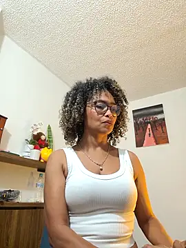 BiiancaEstradaa online show from 1, 2, 2026