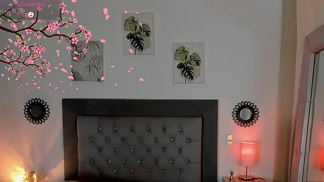 Seraphyne666 online show from 16, 10, 2025