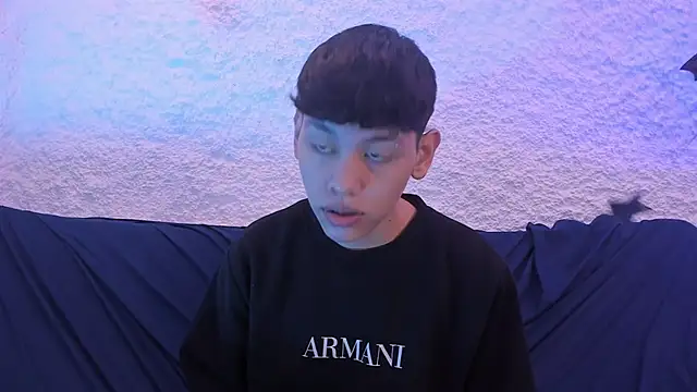 Snapshot of zeus_blaze chatting on 5, 11, 2025 zeus blaze online show from 5, 11, 2025