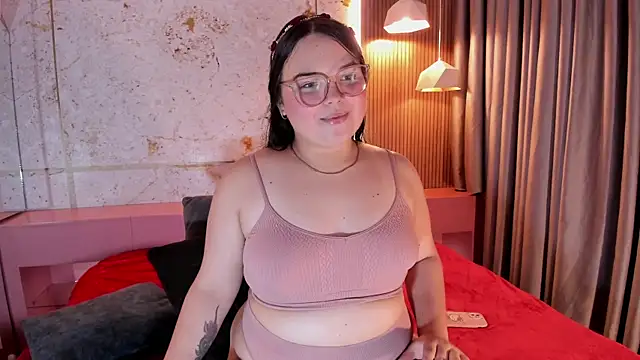 Lushi Love online show from 29, 9, 2025