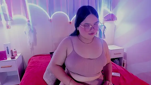 Lushi Love online show from 15, 10, 2025