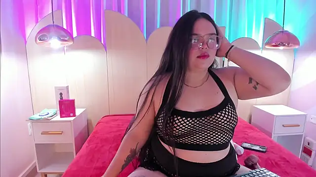 Lushi Love online show from 19, 11, 2025