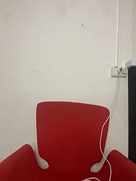 Mia jhoonson online show from 12, 9, 2025