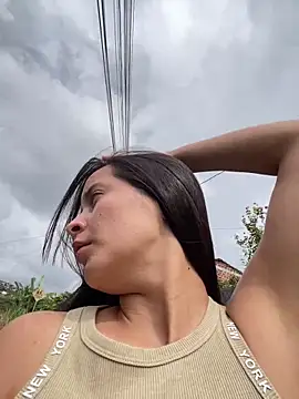 Mia jhoonson online show from 19, 2, 2026