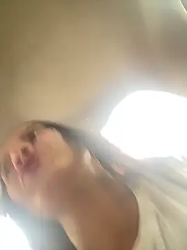 Mia jhoonson online show from 18, 12, 2025