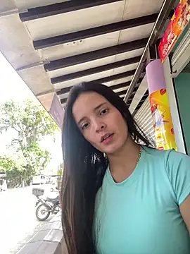 Mia jhoonson online show from 4, 2, 2026