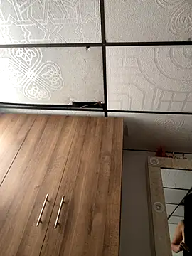 Mia jhoonson online show from 25, 11, 2025