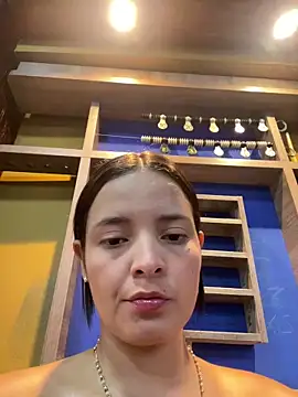 Mia jhoonson online show from 24, 3, 2026