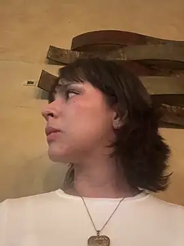 Adry Bach  online show from 28, 9, 2025