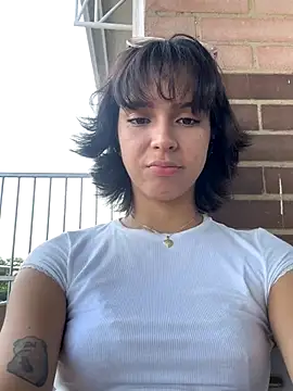 Adry Bach  online show from 31, 10, 2025