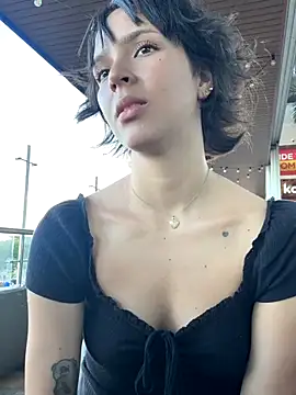 Adry Bach  online show from 25, 11, 2025