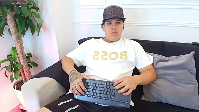 Naim Bennetsex online show from 2, 10, 2025