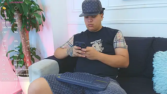 Naim Bennetsex online show from 25, 11, 2025