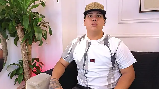 Naim Bennetsex online show from 10, 2, 2026