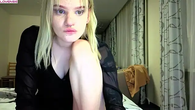 Elieiza xo online show from 26, 5, 2026