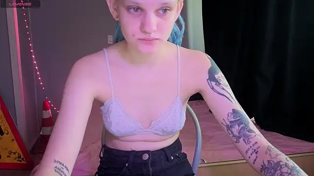 Snapshot of Elieiza_xo chatting on 10, 7, 2026 Elieiza xo online show from 10, 7, 2026