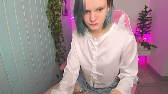 Elieiza xo online show from 17, 12, 2025