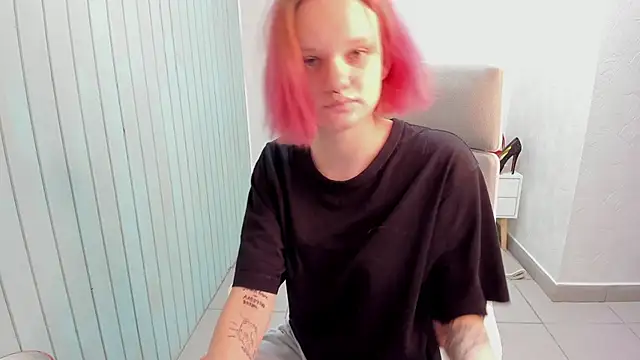 Elieiza xo online show from 18, 9, 2025