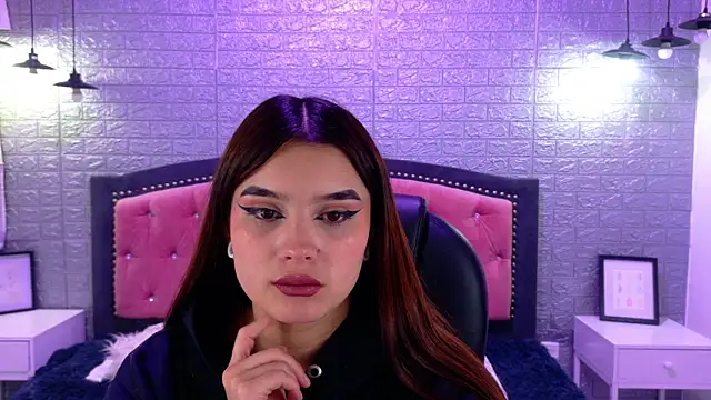 Snapshot of Natalie_loffreda chatting on 15, 9, 2025 Natalie loffreda online show from 15, 9, 2025