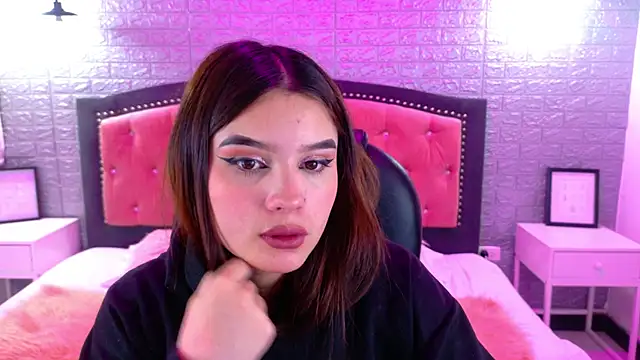 Snapshot of Natalie_loffreda chatting on 22, 9, 2025 Natalie loffreda online show from 22, 9, 2025