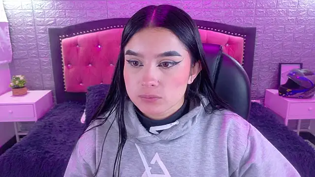 Natalie loffreda online show from 3, 2, 2026