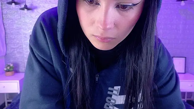 Natalie loffreda online show from 5, 2, 2026